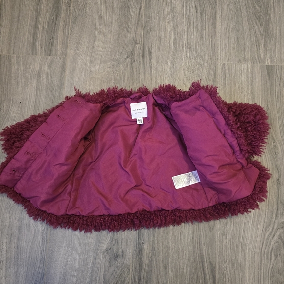Janie and Jack faux fur coat - Picture 2 of 2